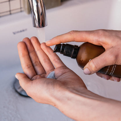 Facial cleanser for dry skin