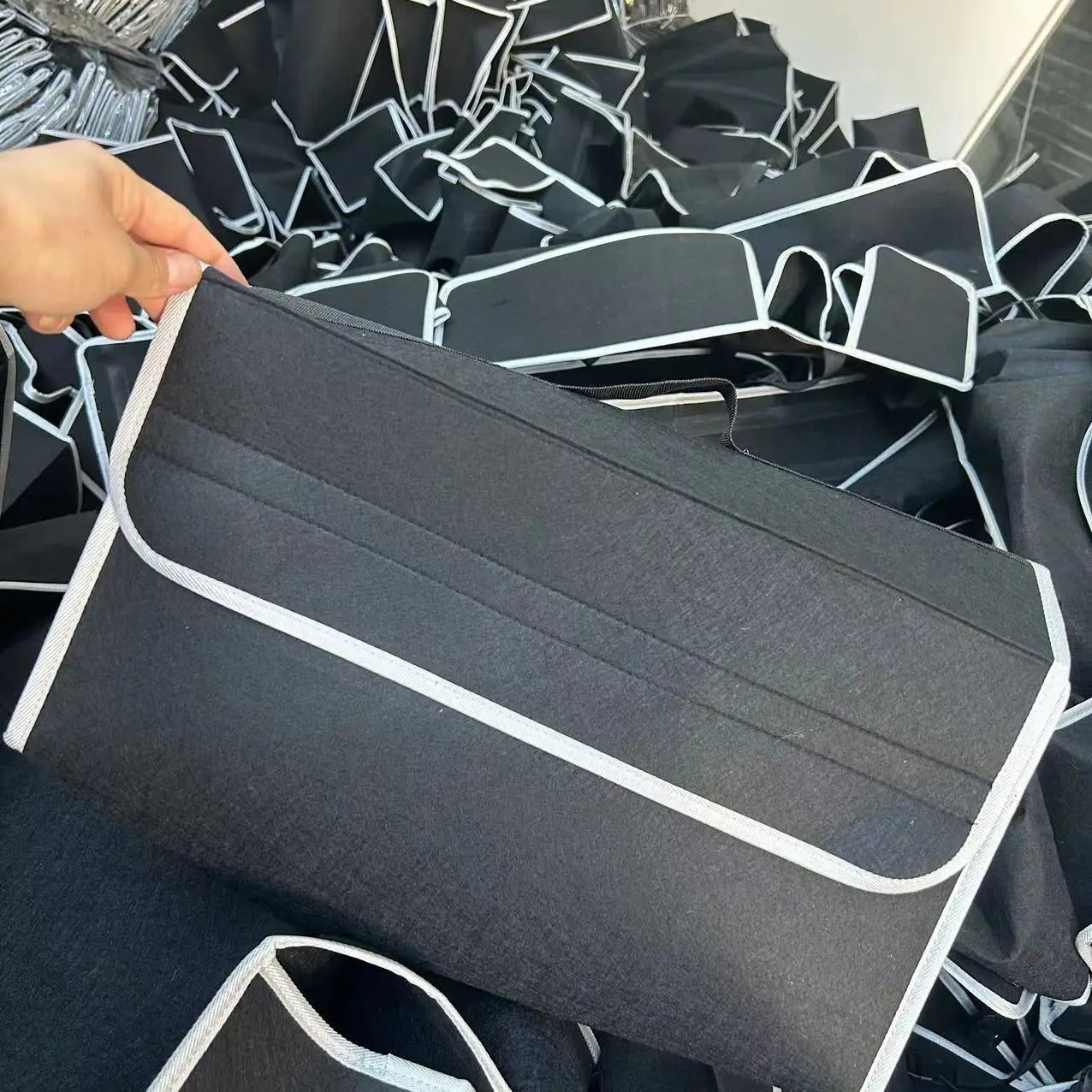 Trunk organizer with cooler