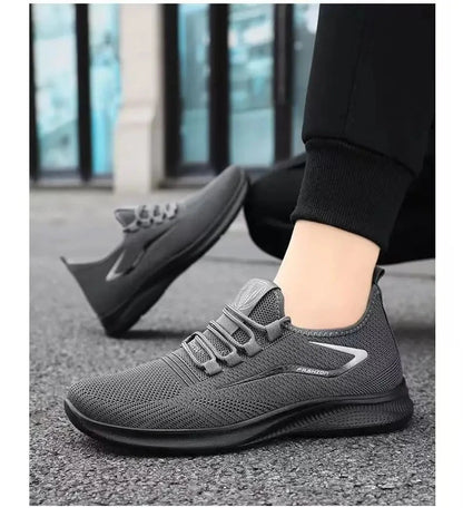 Men's casual sneakers