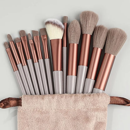 Professional makeup brush set