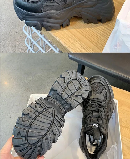 Women's waterproof black casual shoes