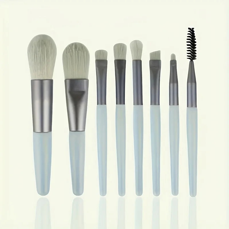 Professional makeup brush set for all skin types