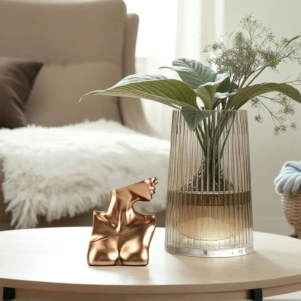 Long-lasting fragrance spray