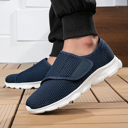 Adjustable diabetic footwear